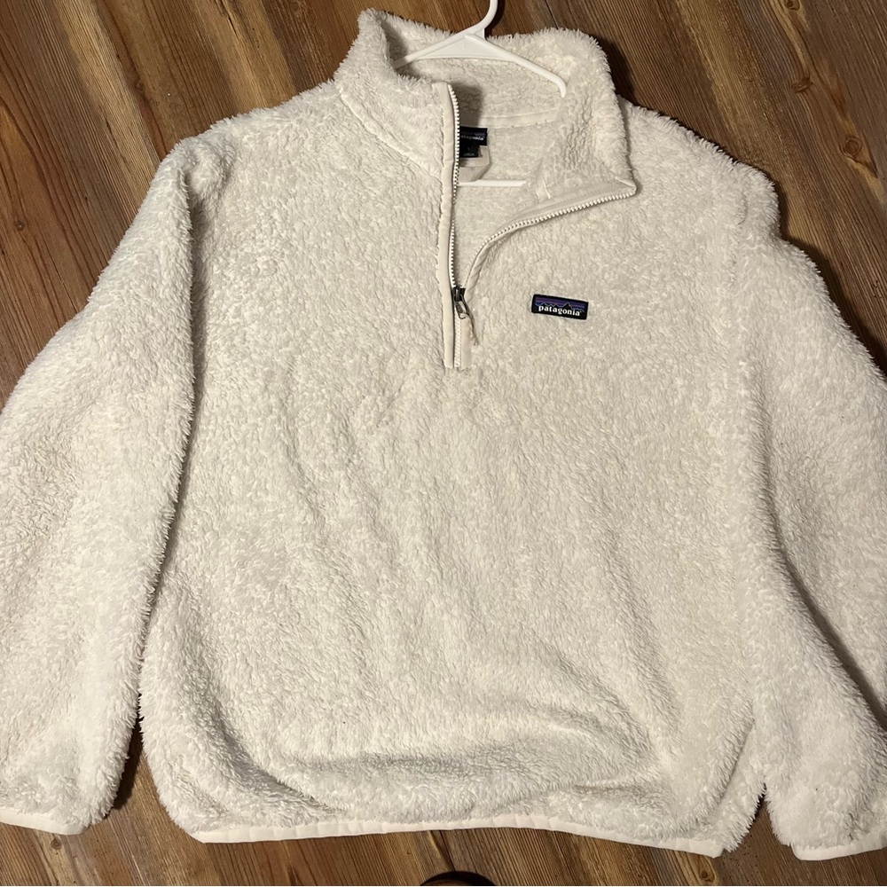 Patagonia Off-White Fleece Jacket
